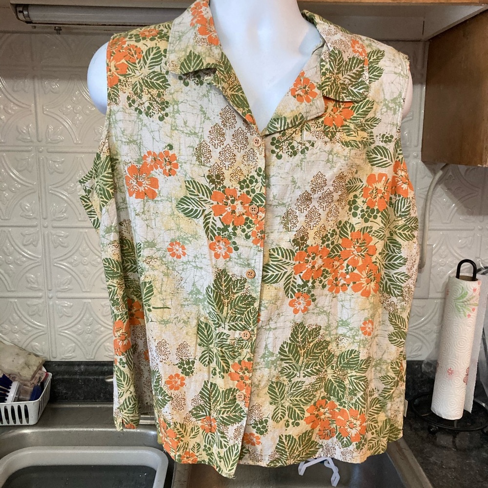 Woolrich button up tropical print shirt